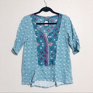 SOLD Anthropologie • Akemi + Kin Splitneck Ikat